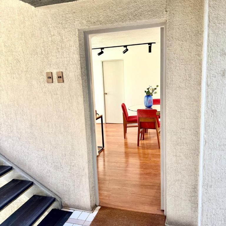 Bright apartment in the heart of Santiago - Two-Bedroom Apartment - 2