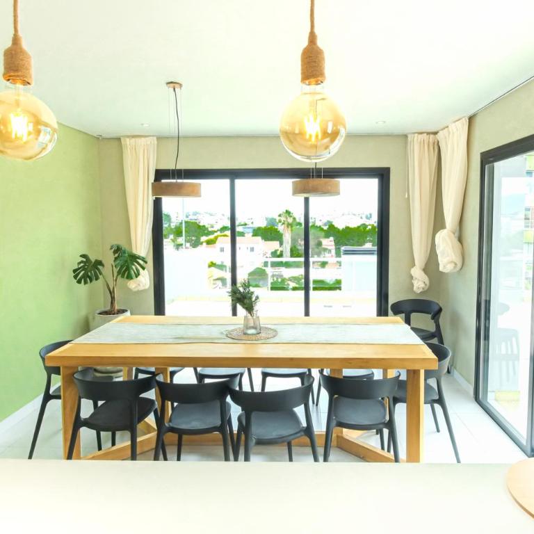 Loft Moderno con Balcón-Pileta-Vista Cerros - Apartamento de 1 dormitorio - 40