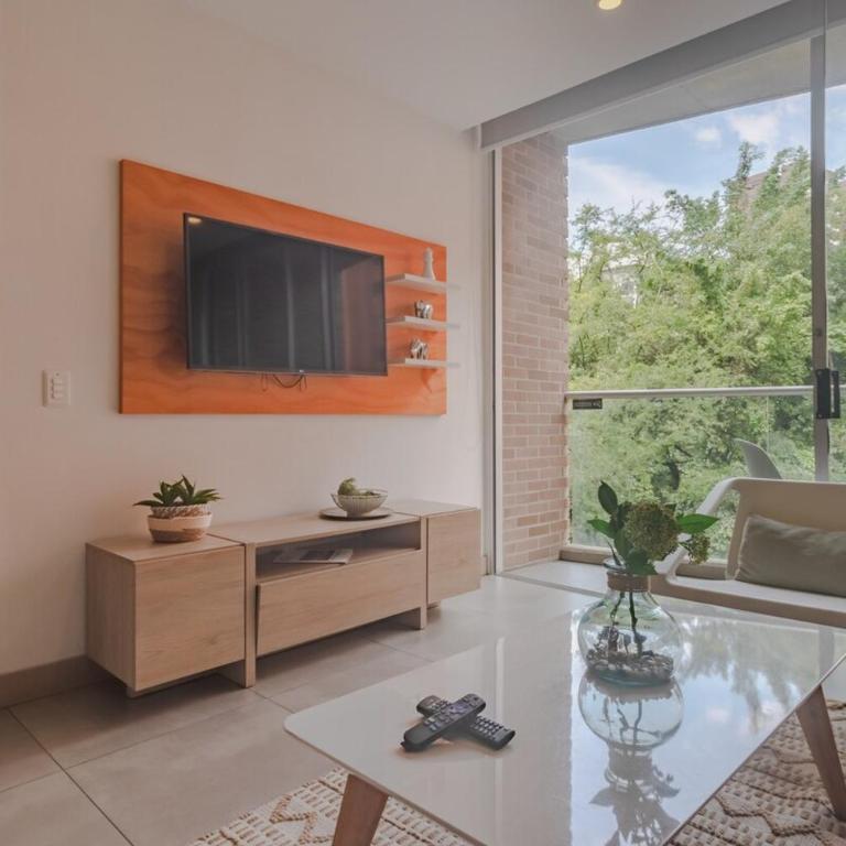 Luxury Studio El Poblado Pool Rooftop 4th Floor - One-Bedroom Apartment - 3