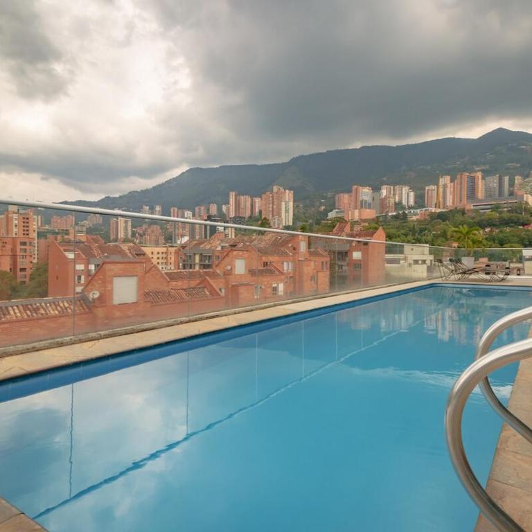 Luxury Studio El Poblado Pool Rooftop 4th Floor - One-Bedroom Apartment - 7