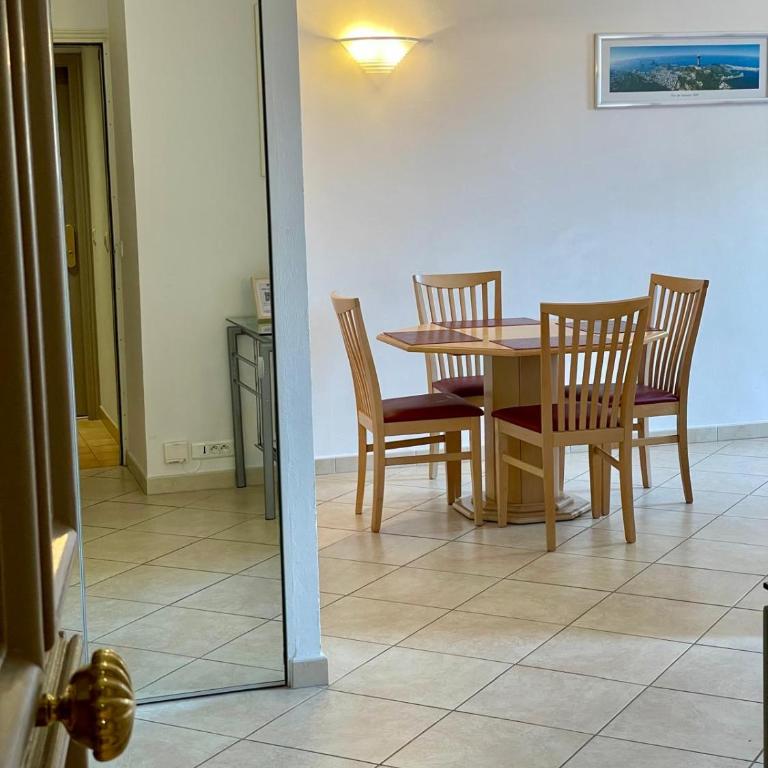 Vue mer, proche croisette et palais des festivals - Appartement 1 Chambre - 10