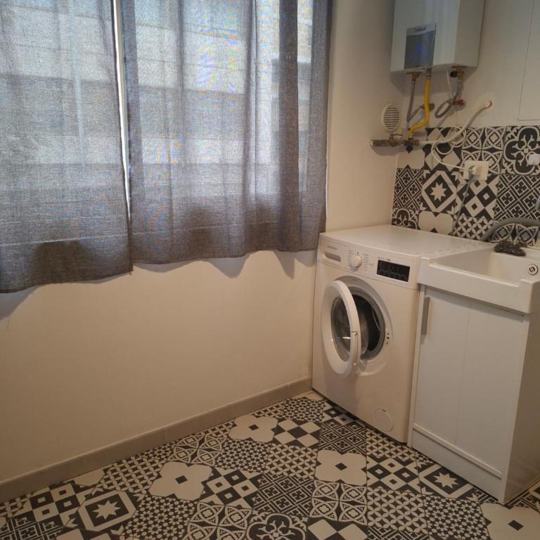Siculè Apartments - Appartamento con 2 Camere da Letto, Balcone e Terrazza - 13