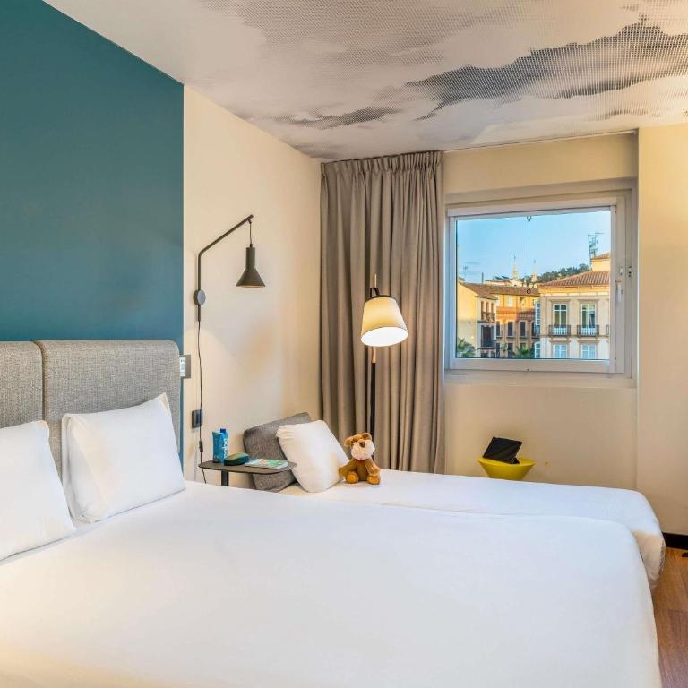 Ibis Malaga Centro Ciudad - Habitación Familiar - 4