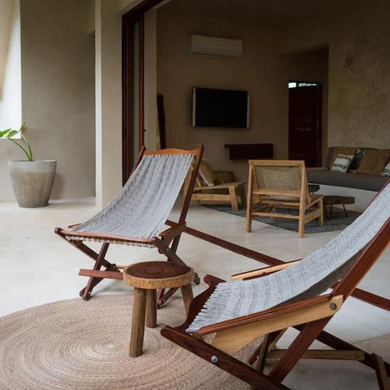 Exclusive 3BR Sky Penthouse with Private Rooftop Pool - Apartment - 26