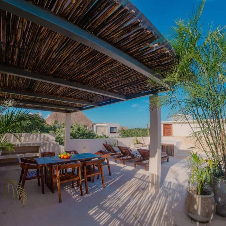 Exclusive 3BR Sky Penthouse with Private Rooftop Pool - Apartment - 39