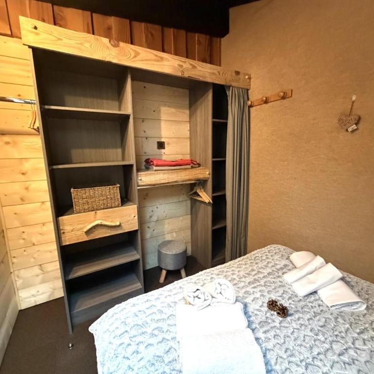LA POMME DE PIN 2 Appartement avec terrasse - Appartement 1 Chambre - 6