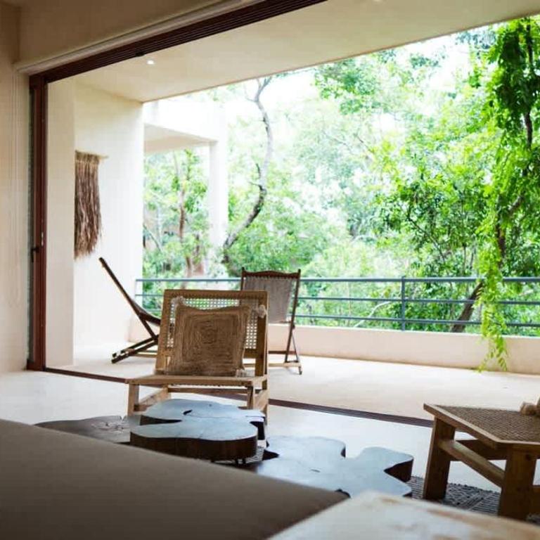 Private 6BR Jungle Compound with Rooftop Pool - Apartment - 3