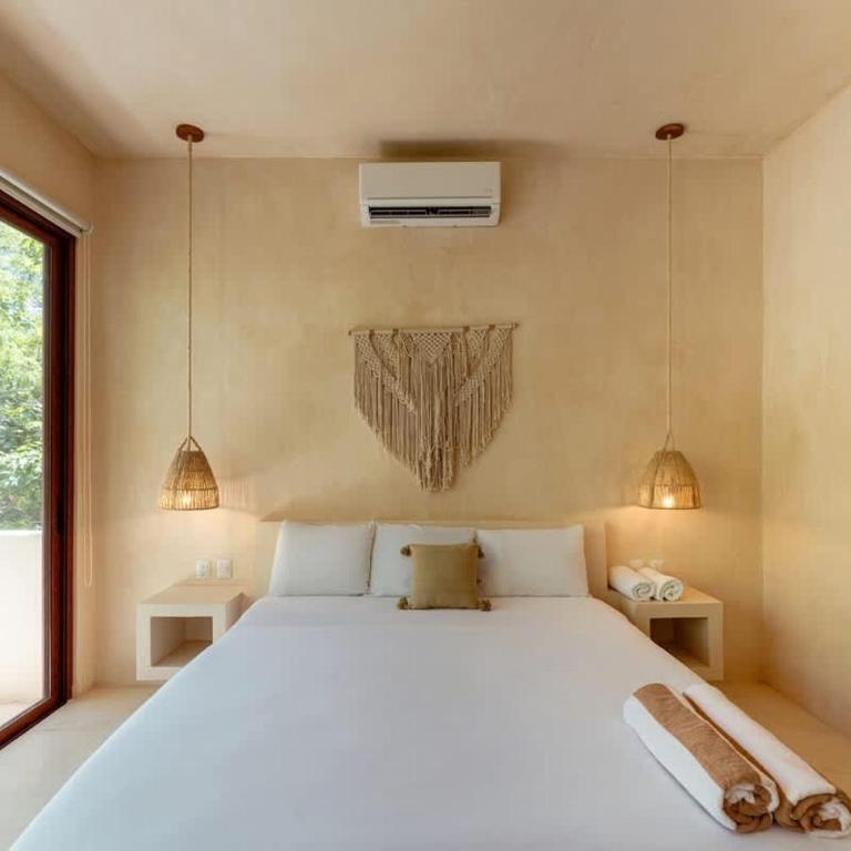 Private 6BR Jungle Compound with Rooftop Pool - Apartment - 37
