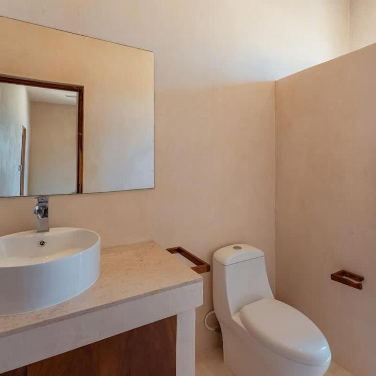 Private 6BR Jungle Compound with Rooftop Pool - Apartment - 53