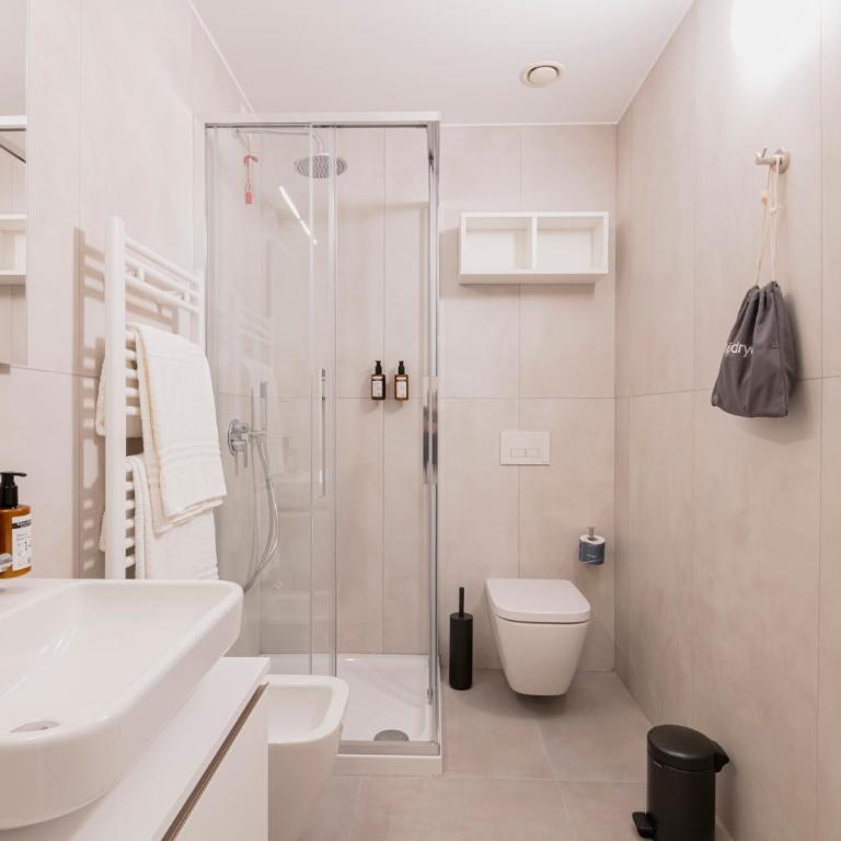 RELSTAY - De Angeli - Two-Bedroom Deluxe Apartment - 11