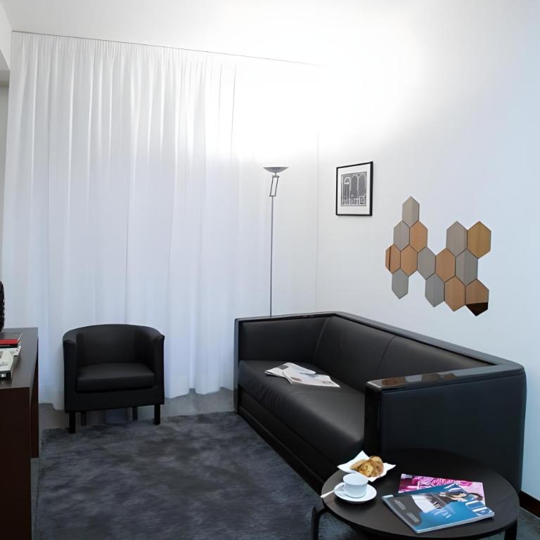 Phi Hotel Bologna - Appartamento con 1 Camera da Letto - Dependance - 2