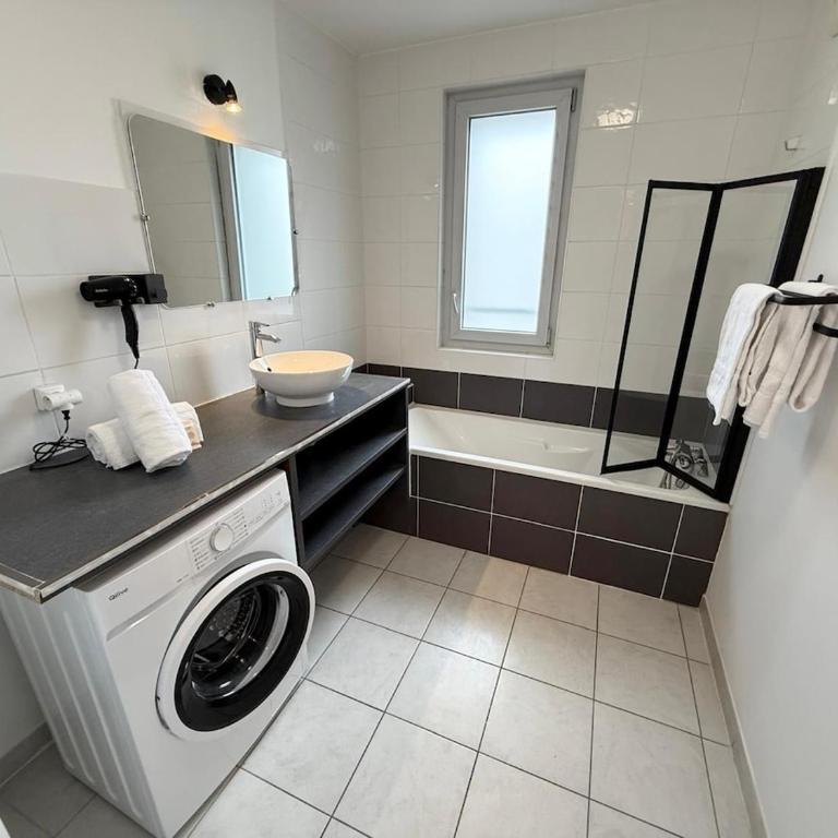 Verdun - 2 Bedrooms - Villeurbanne - Appartement 2 Chambres - 4