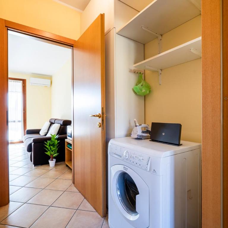Desenzano-Sirmione - Lake 1 min - Pool, Parking, AC - Appartamento con 1 Camera da Letto e con Giardino - 19
