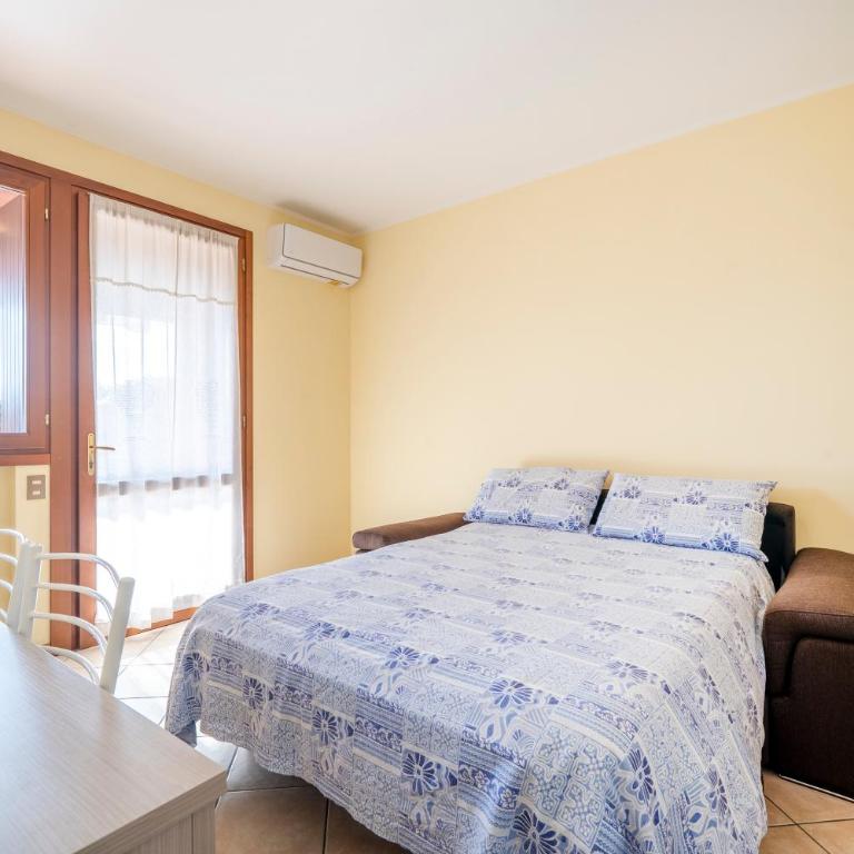 Desenzano-Sirmione - Lake 1 min - Pool, Parking, AC - Appartamento con 1 Camera da Letto e con Giardino - 29