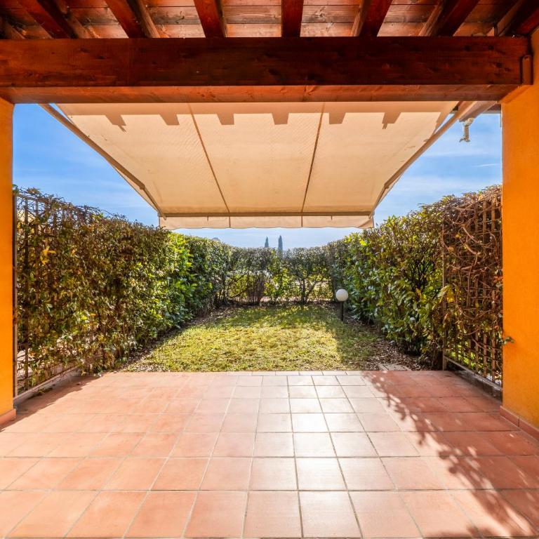 Desenzano-Sirmione - Lake 1 min - Pool, Parking, AC - Appartamento con 1 Camera da Letto e con Giardino - 3