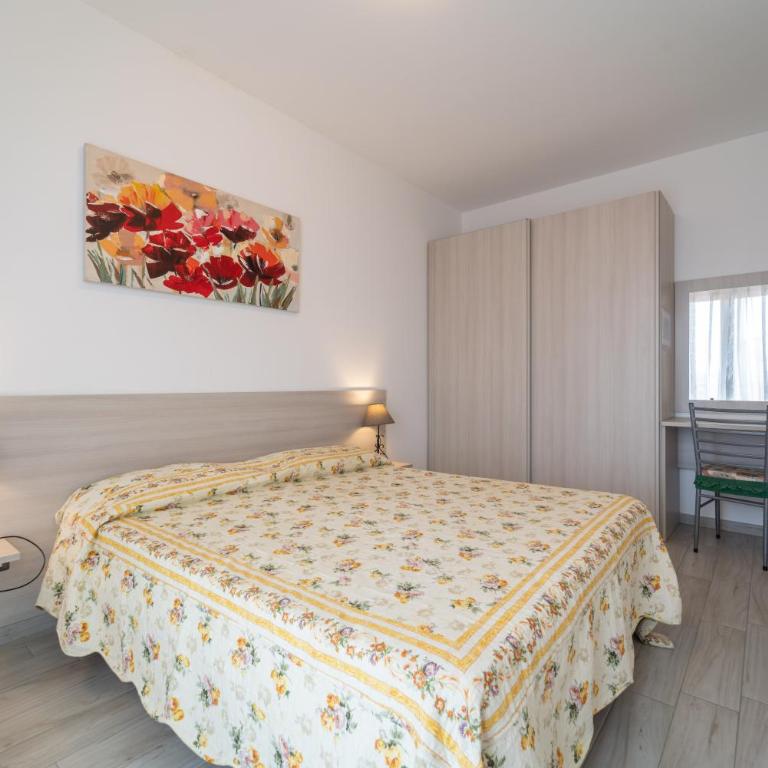 Appartamenti MD - Appartamento Deluxe con 2 Camere da Letto e Balcone - 2