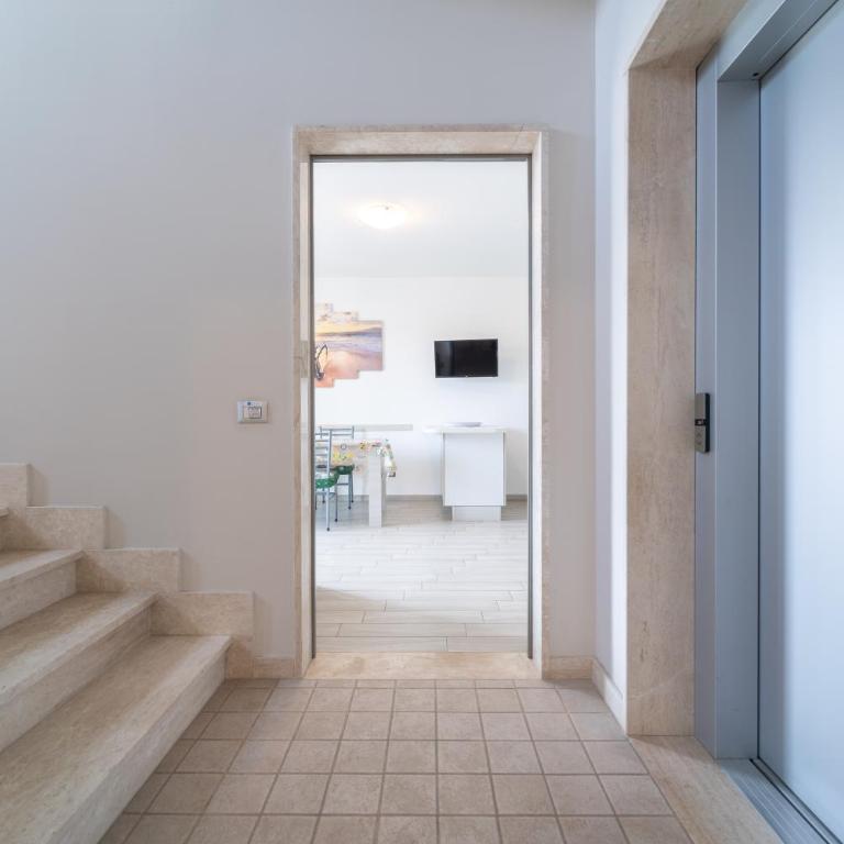 Appartamenti MD - Appartamento con 1 Camera da Letto e Balcone - 7