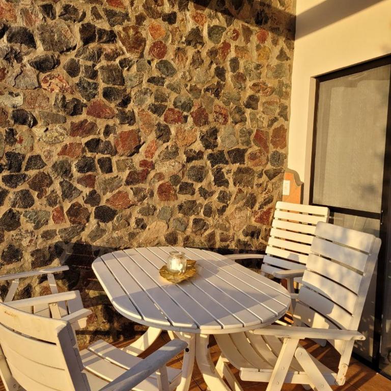 Casa de la paz - Two-Bedroom House - 22