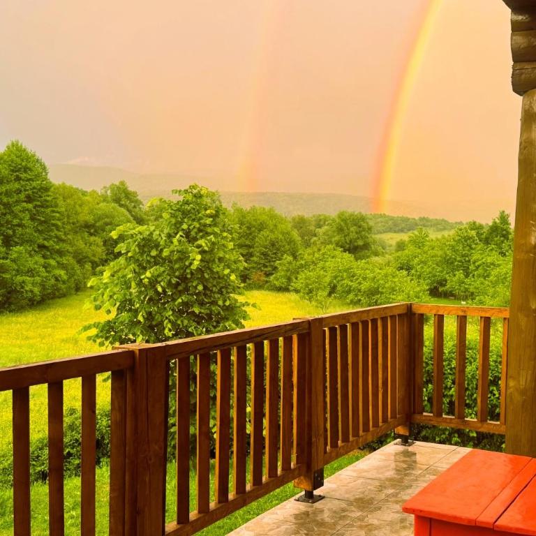 Pine River Dobrenica - Three-Bedroom Chalet - 55