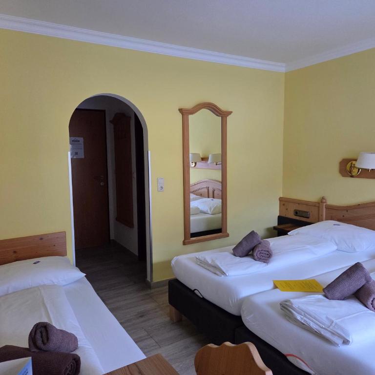 Gästehaus Steger - Doppelzimmer mit Balkon - 10