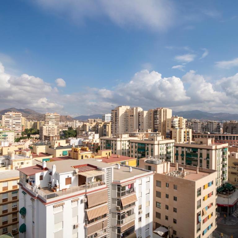 Bonito apartamento luminoso junto estación Vialia - Apartamento de 3 dormitorios - 32