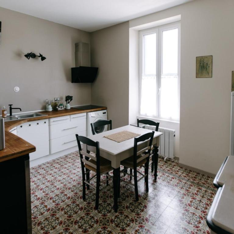 "Bright apartment with pool and spa" - Apartamento - 19