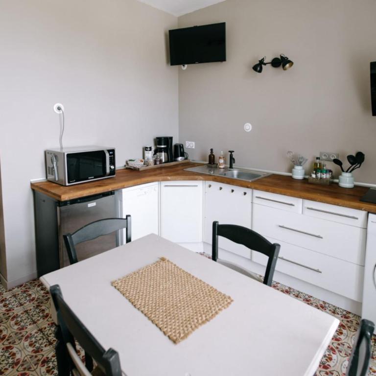 "Bright apartment with pool and spa" - Apartamento - 21