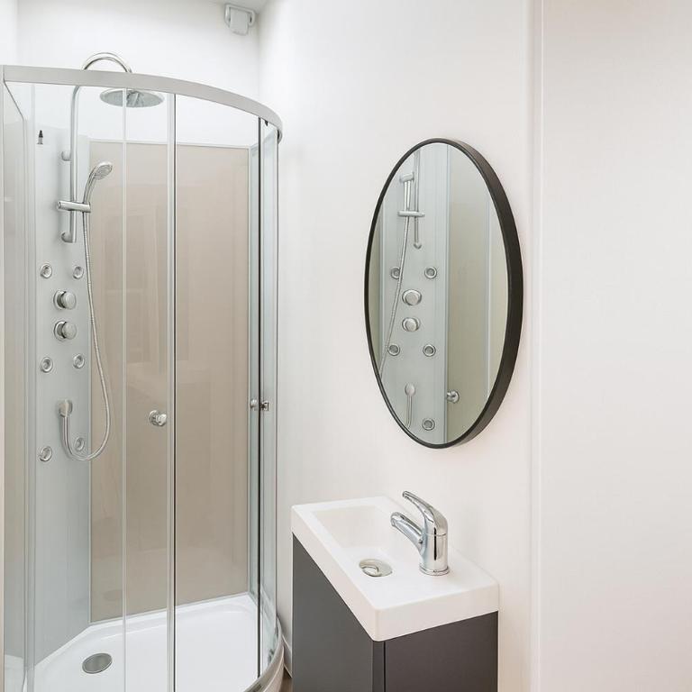 4 L'Appart Hôtel Chambre et Salle De Bain Privée Avec Espaces Communs, Proche Gare & Centre-Ville - Linge & Ménage Inclus - Appartement Standard - 5