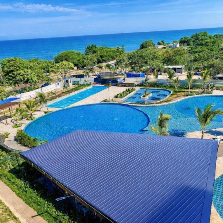 Modern Balcony Apartment with Sea View! - One-Bedroom Apartment - 16