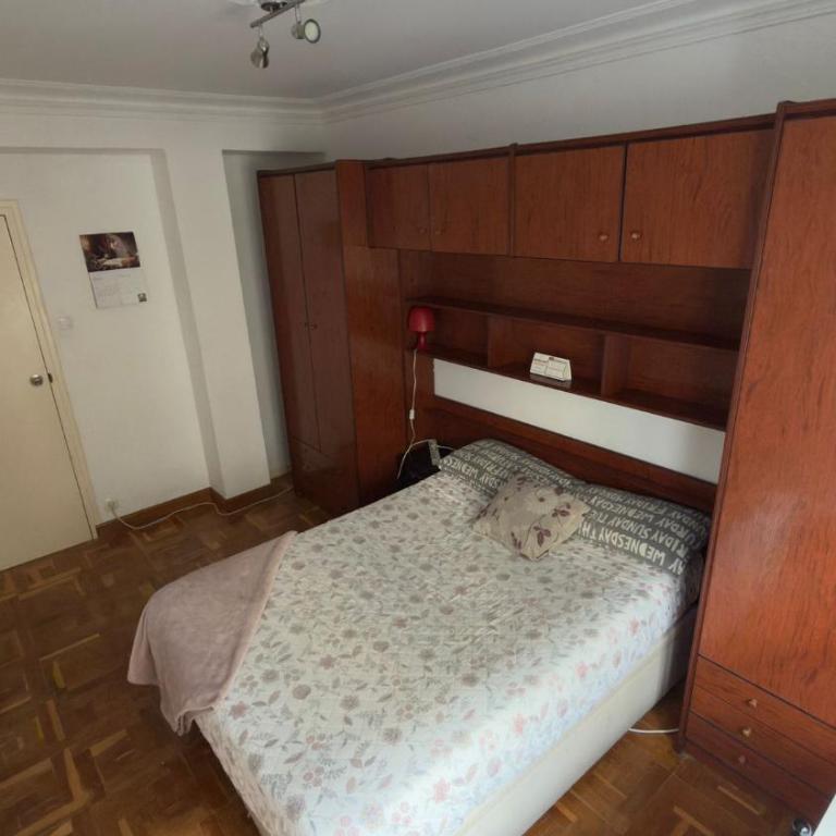 Private Room San Fermín-Short Walking Distance To The Center - Double Room with Shared Bathroom - 1