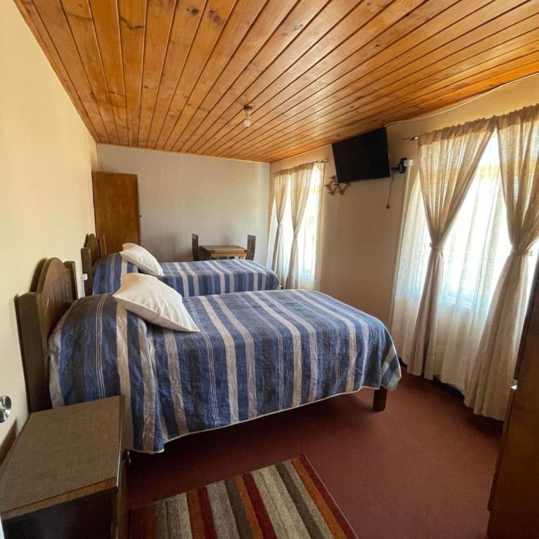 Residencial Golden - Twin Room with Private External Bathroom - 1