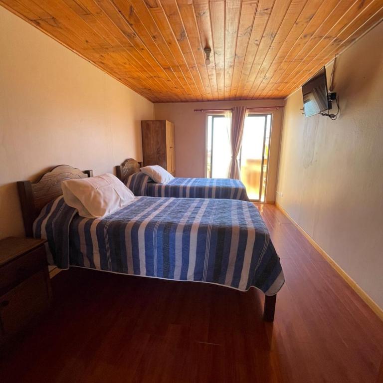 Residencial Golden - Twin Room with Private External Bathroom - 5