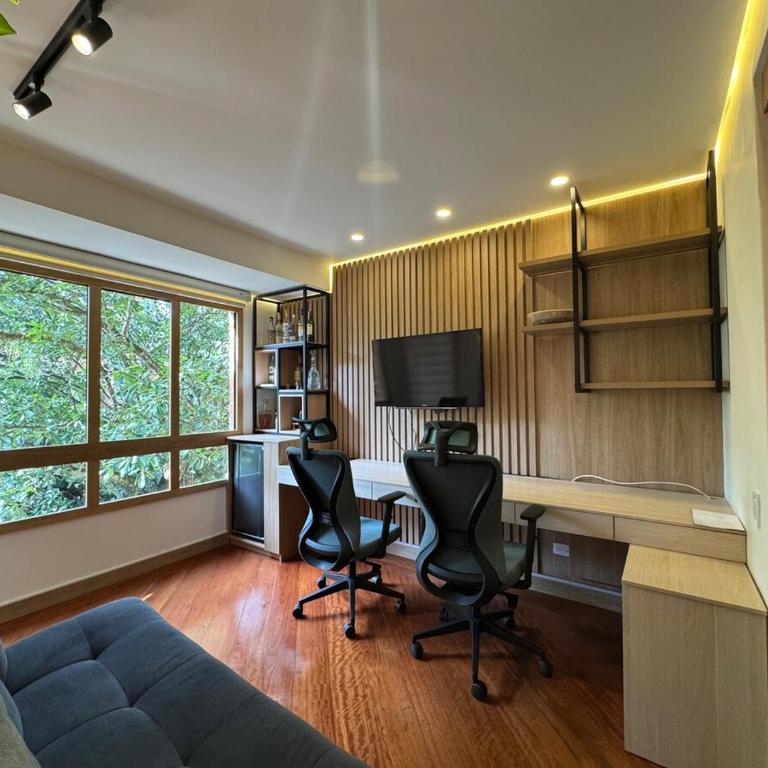 Arroyuelos - Three-Bedroom Apartment - 60