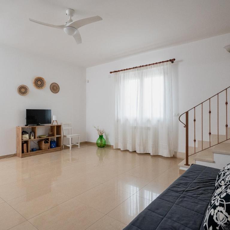 ilvilLINO - Three-Bedroom House - 6