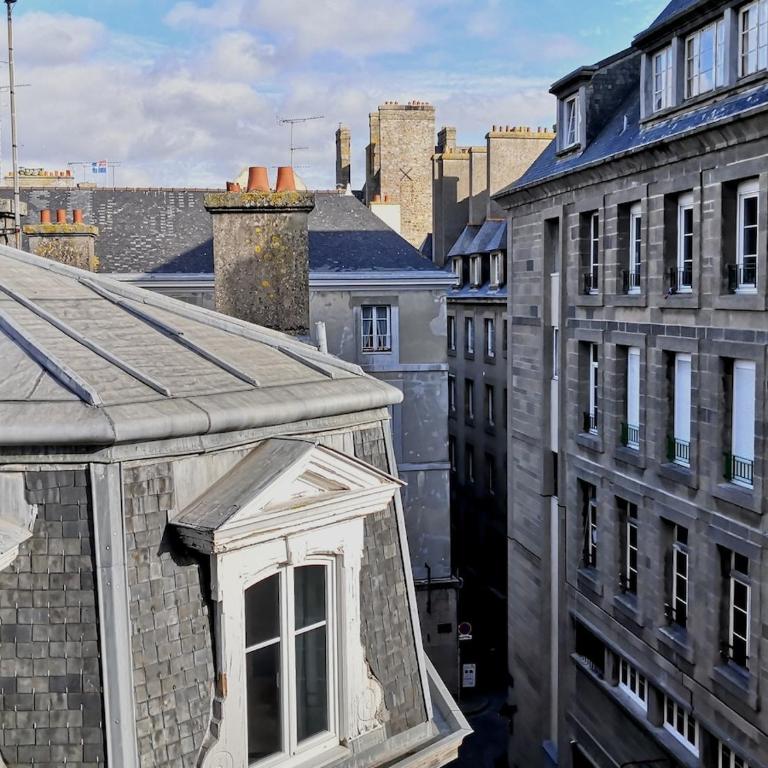 Appartement calme 4 à 5 personnes Saint Malo Intra Muros 5 mns plages - Appartamento con 2 Camere da Letto e Balcone - 26