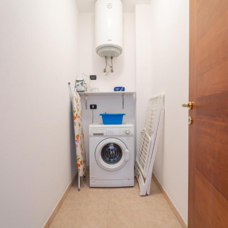 Appartamenti MC - Appartamento Deluxe con 2 Camere da Letto e Balcone - 17