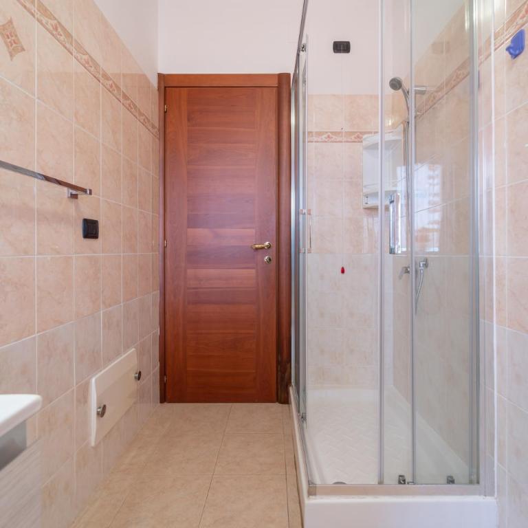 Appartamenti MC - Appartamento Deluxe con 2 Camere da Letto e Balcone - 15
