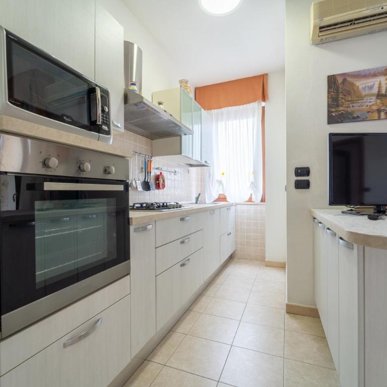Appartamenti MC - Appartamento Familiare con 2 Camere da Letto - 13