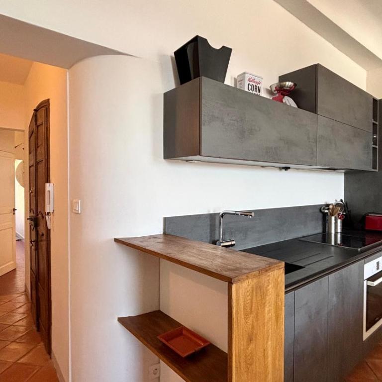 Le Céléste - Appartement Chic Vue Port St-Tropez - Apartment mit 2 Schlafzimmern mit Hafenblick - 14