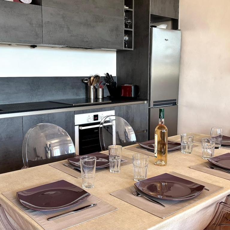 Le Céléste - Appartement Chic Vue Port St-Tropez - Apartment mit 2 Schlafzimmern mit Hafenblick - 17