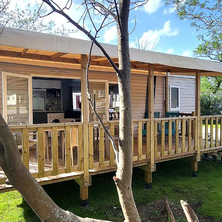 Mobil-home cosy climatisé 5 pers - Terrasse couverte - Plage des Casernes à 800m - Mobile Home - 4