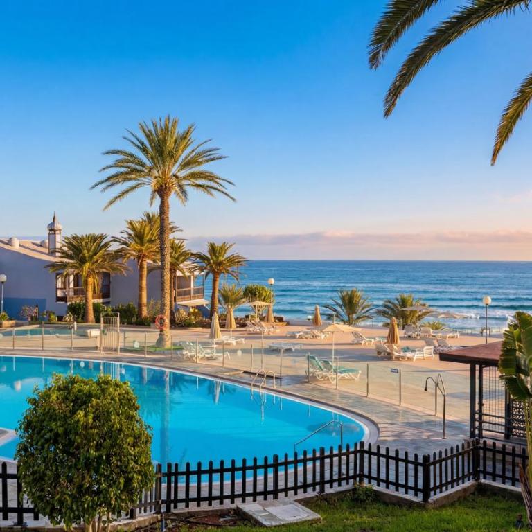 Elena's Ocean Oasis - One-Bedroom Apartment - 4