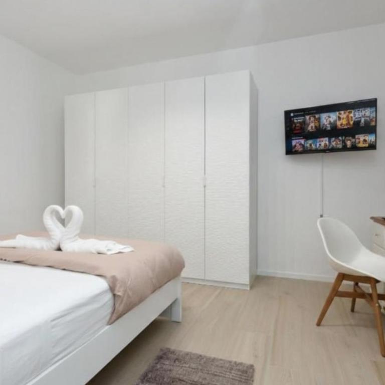 Elegance Apartment DesenzanoLoft Official Partner Homes & Villas by Marriott Bonvoy - Appartamento con Vista Lago - 21