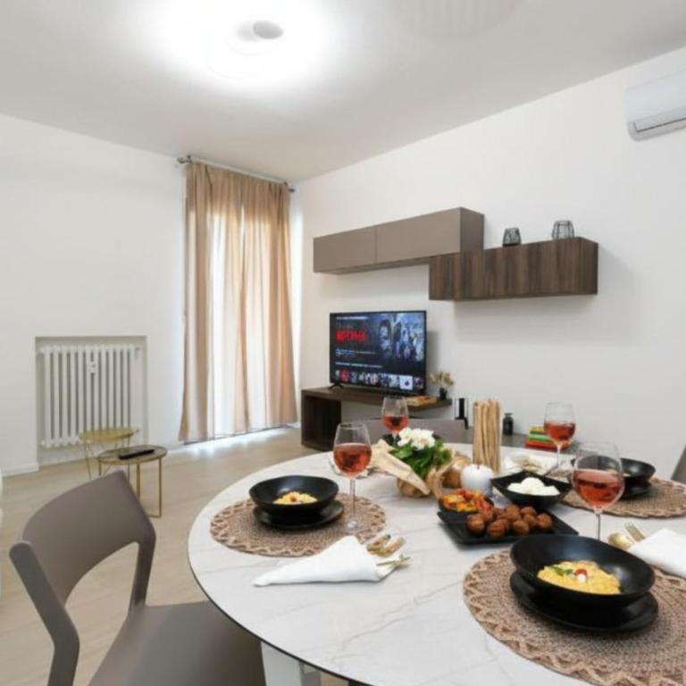 Elegance Apartment DesenzanoLoft Official Partner Homes & Villas by Marriott Bonvoy - Appartamento con Vista Lago - 5