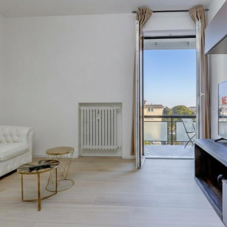 Elegance Apartment DesenzanoLoft Official Partner Homes & Villas by Marriott Bonvoy - Appartamento con Vista Lago - 6