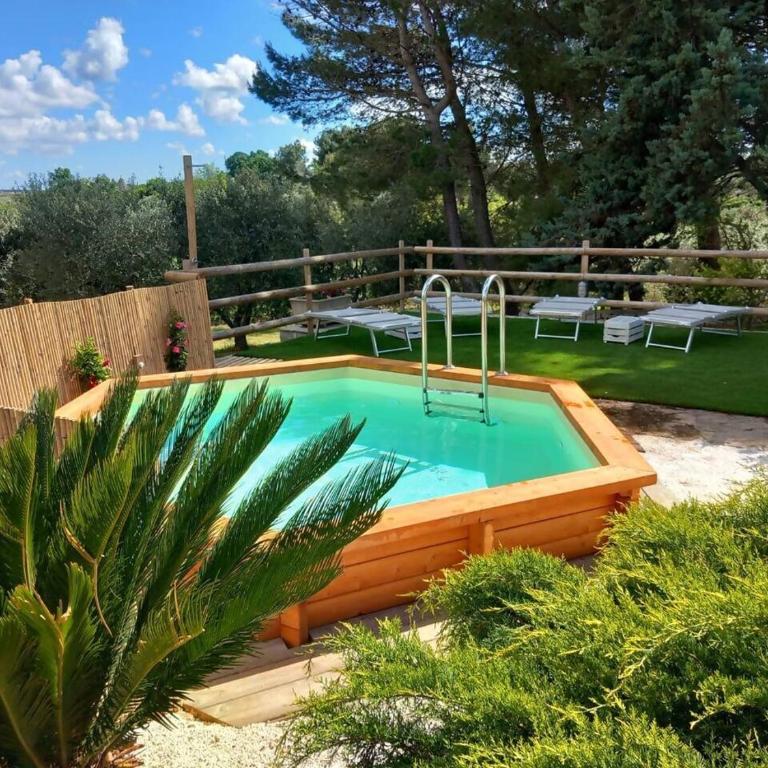 HOME 21 Locorotondo | Piscina Idro e Calcetto - Villa con 3 Camere da Letto - 1