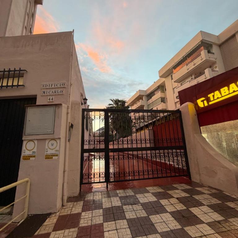 Moderno, con vistas y garaje a 100 metros de la playa - Apartamento de 2 dormitorios - 22