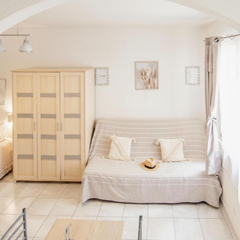 Studio confort, chic & spacieux Plage de Juan les pins & central - Apartamento Estudio - 3