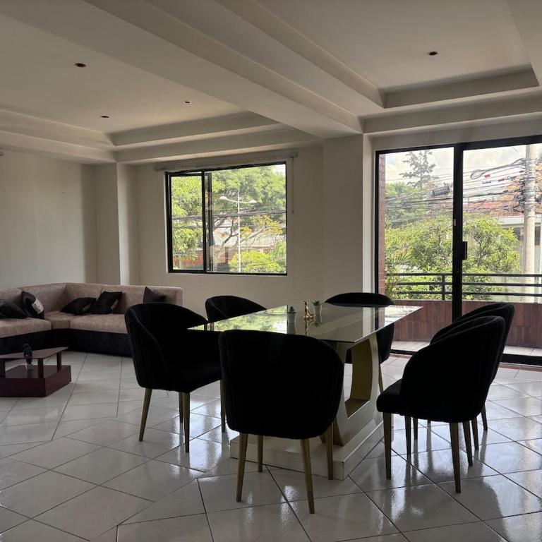 Ubicación privilegiada frente al parque de la madre cerca de todo - Apartamento de 1 dormitorio - 1