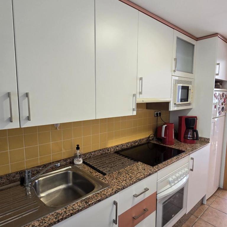 Casa Antonio - Apartamento de 2 dormitorios con balcón y terraza - 10